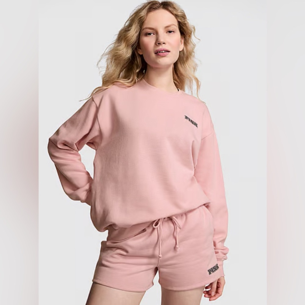 PINK
IVY FLEECE CLASSIC CREW SWEATSHIRT Size Medium
